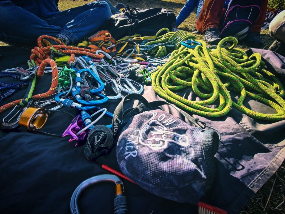 Szkolenie wspinaczkowe dla początkujących – podstawy bezpieczeństwa